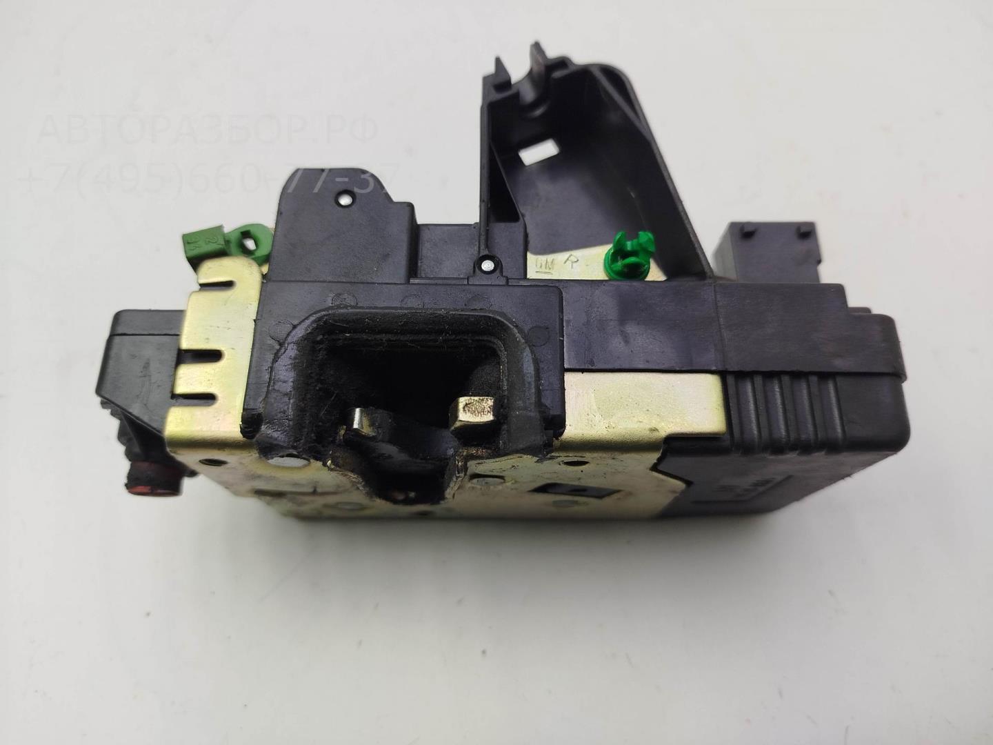 Замок двери задней правой