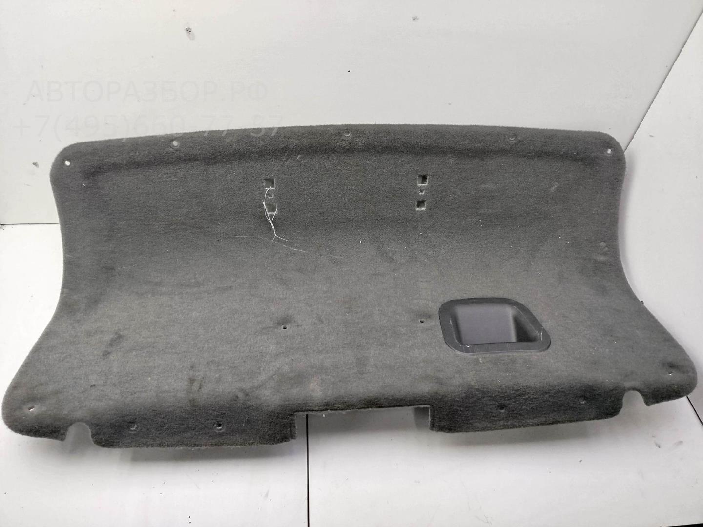 Обшивка крышки багажника