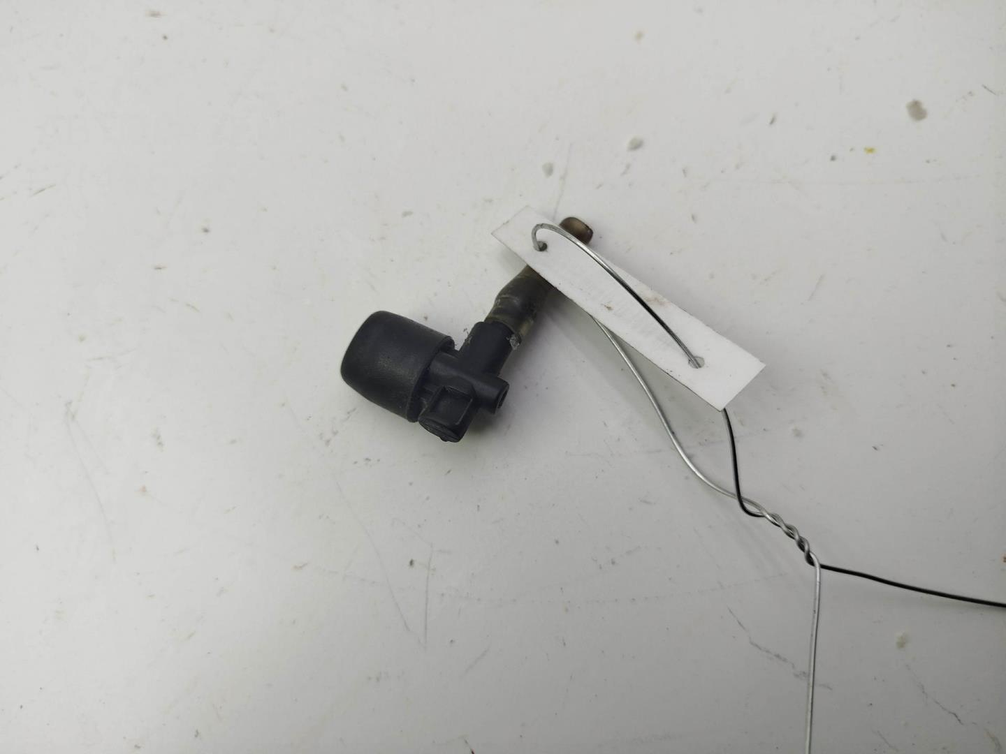 Форсунка омывателя лобового стекла