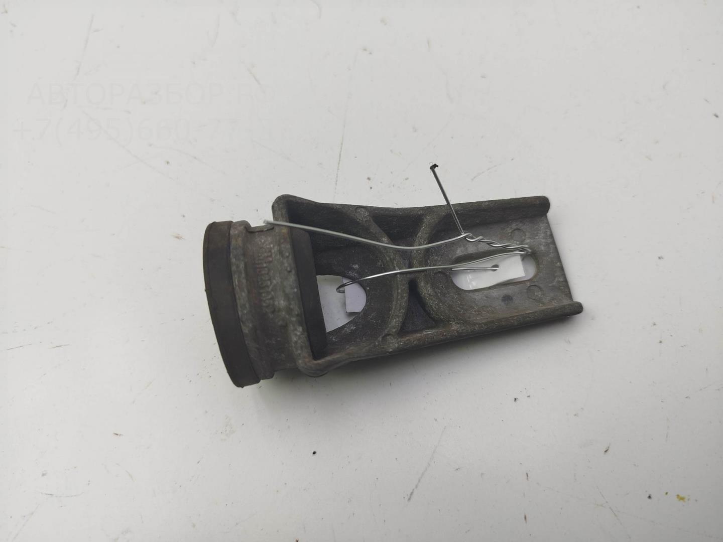 Кронштейн радиатора