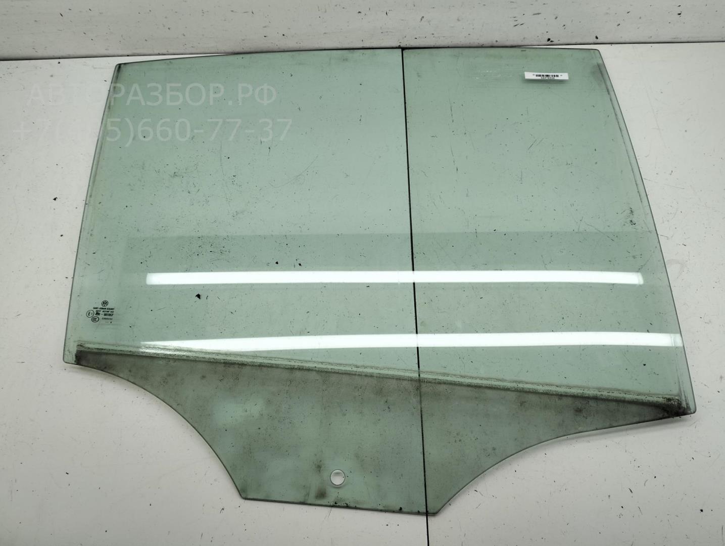 Стекло двери задней правой
