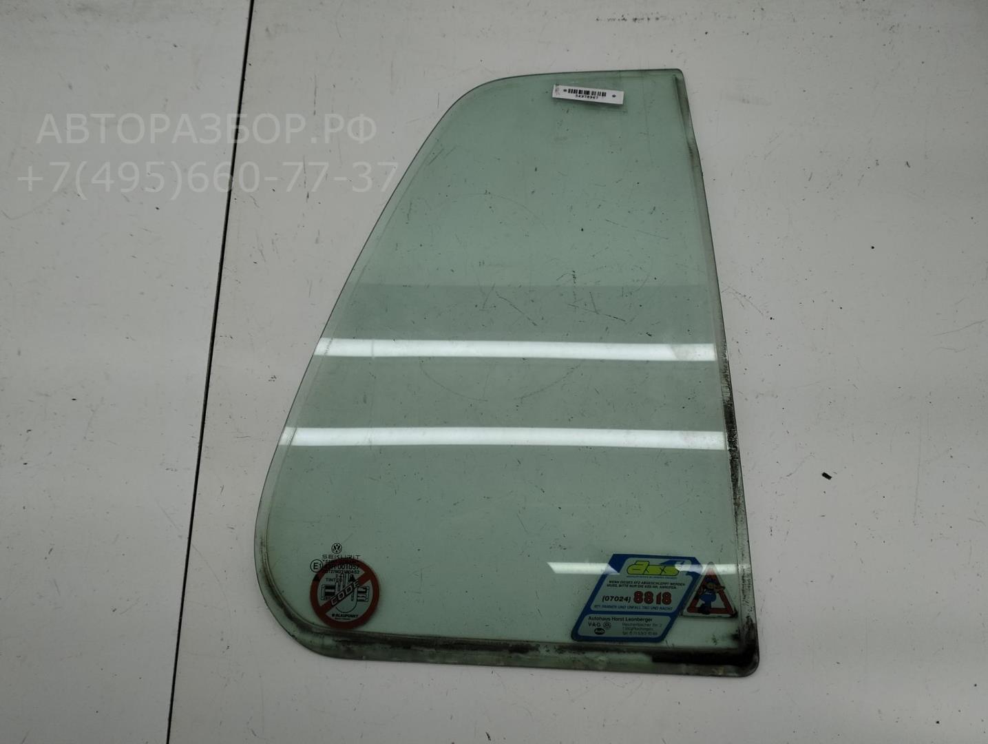 Стекло двери задней правой (форточка)