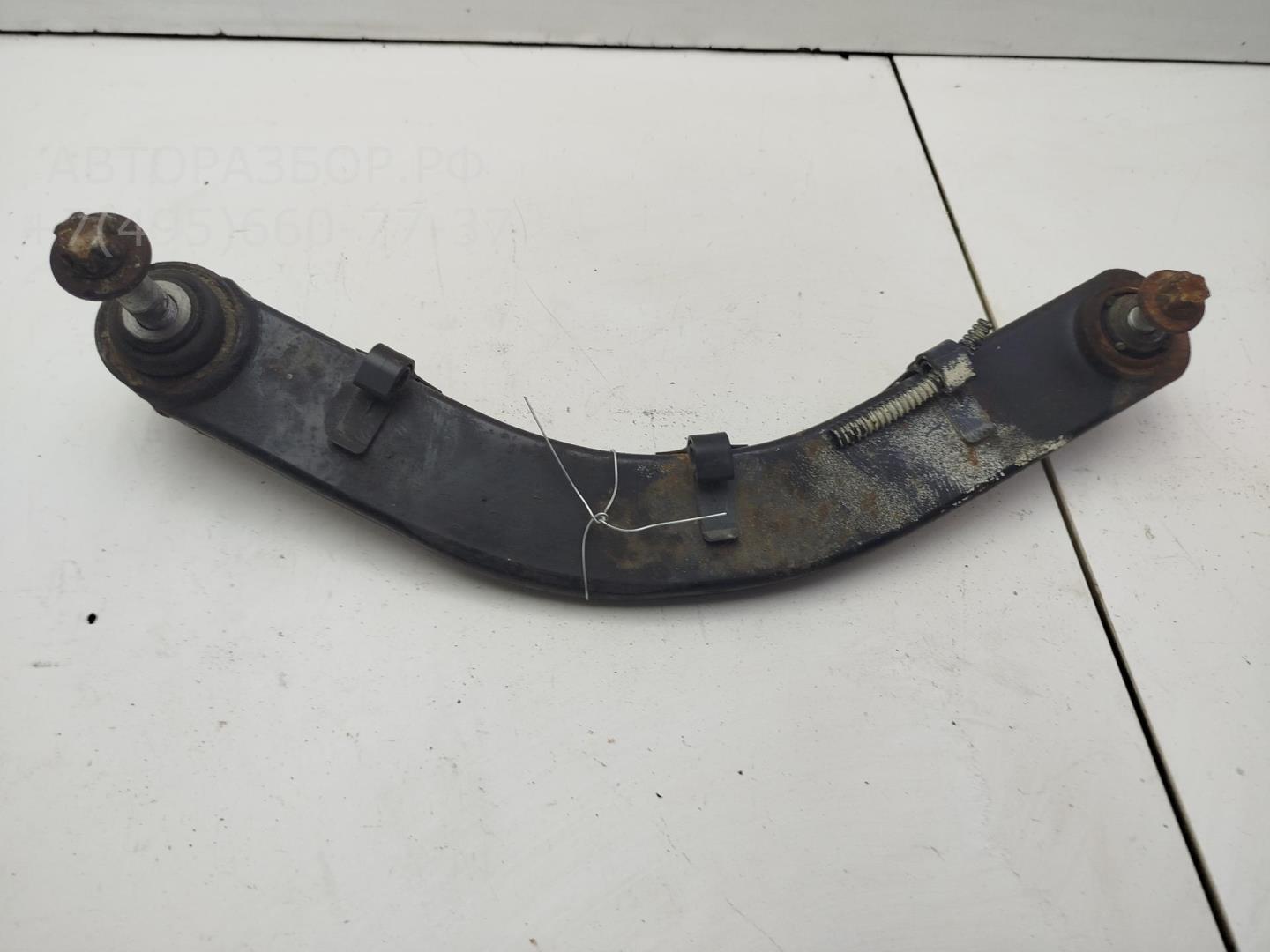 Рычаг задний правый