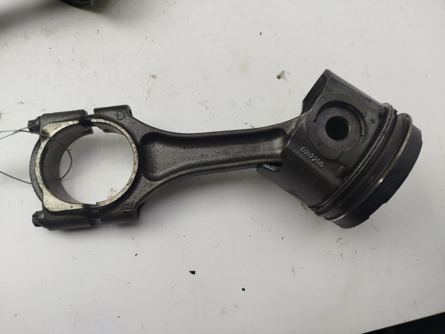 Поршень с шатуном