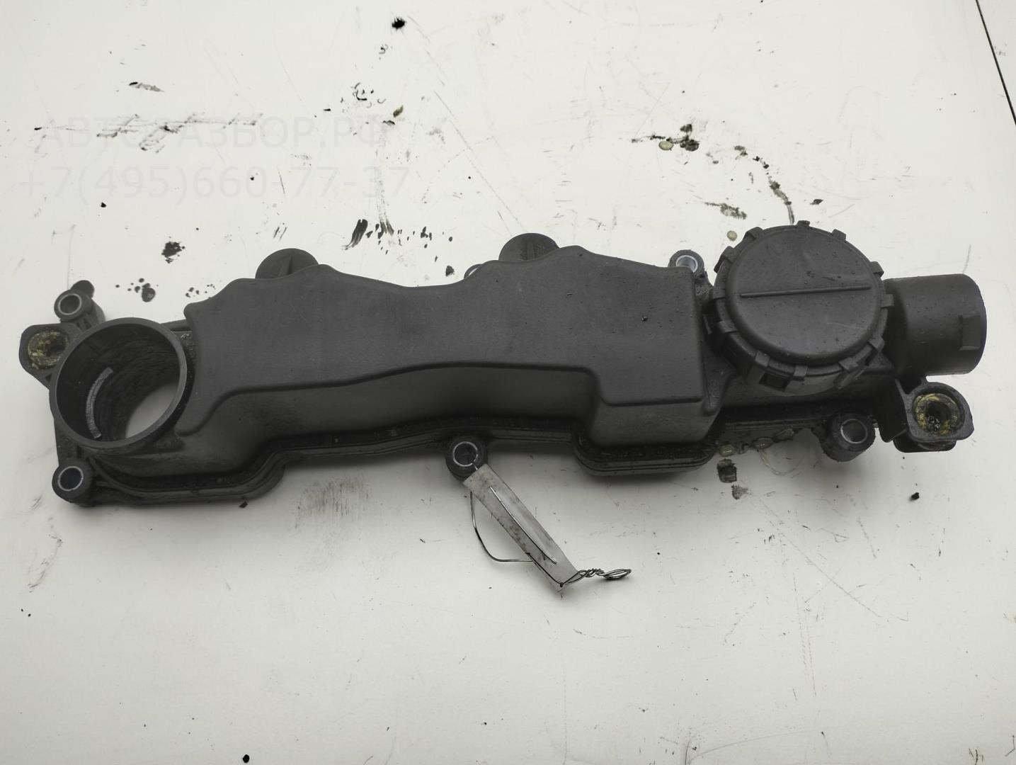 Крышка клапанная ГБЦ