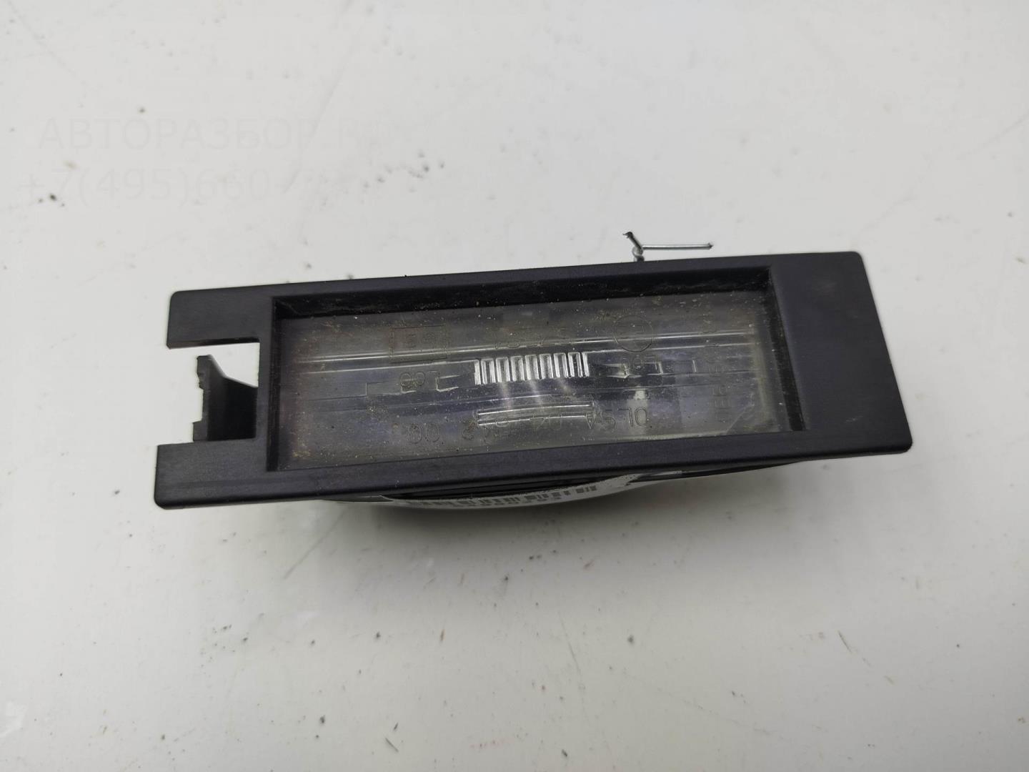 Фонарь подсветки номера