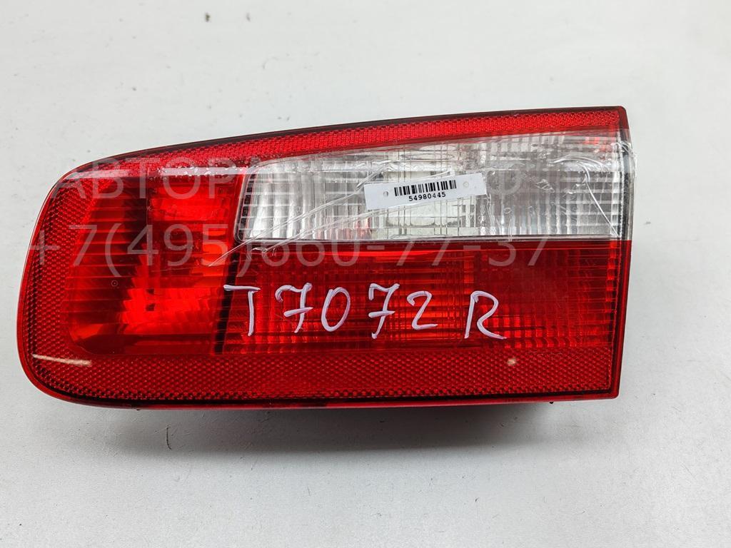 Фонарь задний внутренний правый