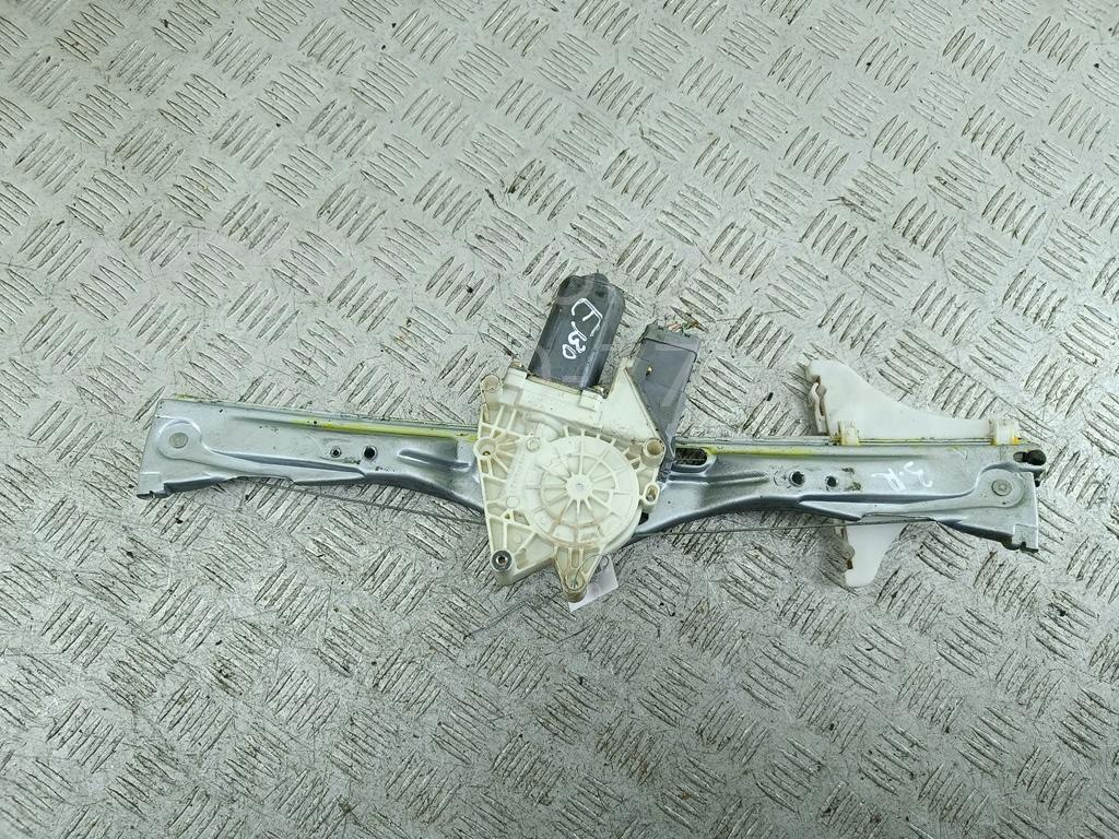 Стеклоподъемник электр. задний правый