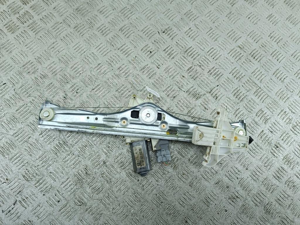 Стеклоподъемник электр. задний правый