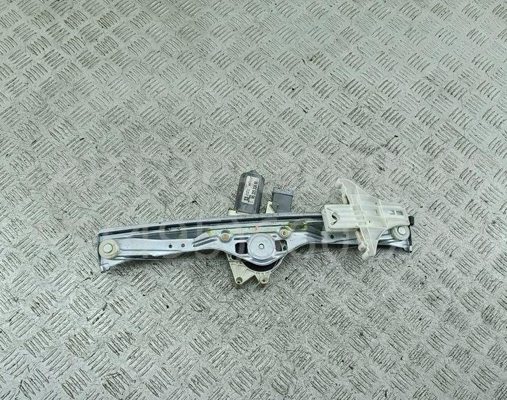 Стеклоподъемник электр. задний левый