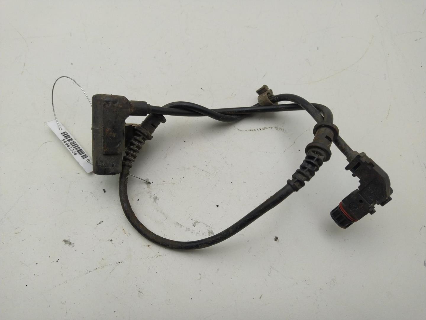 Датчик ABS передний