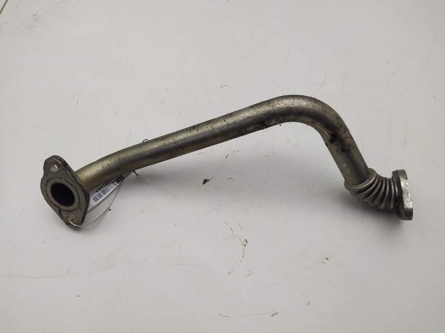 Трубка картерных газов