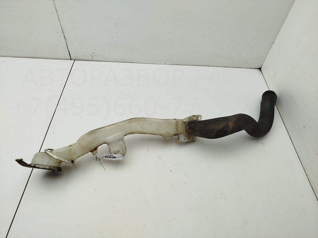 Горловина бачка омывателя