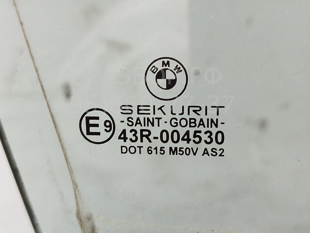 Стекло двери передней правой