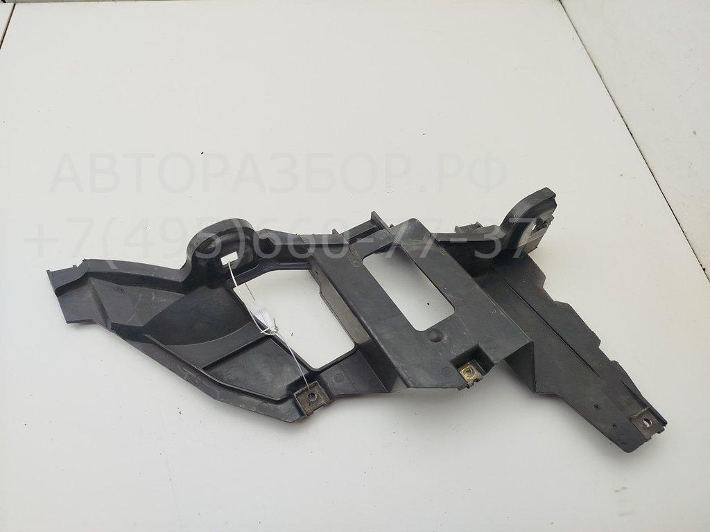 Крепеж фары