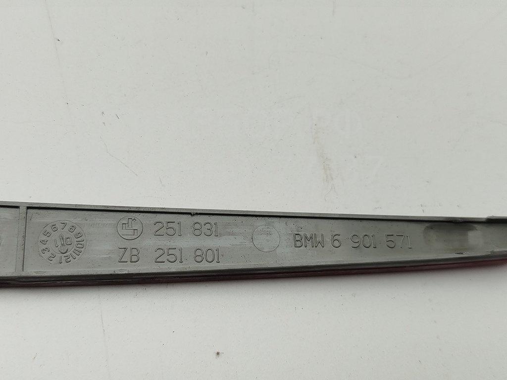 Отражатель в бампер задний левый