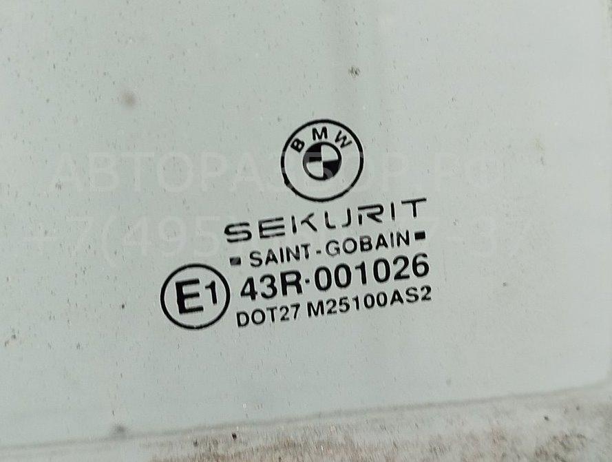 Стекло двери задней правой