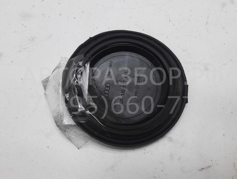 Накладка крышки багажника