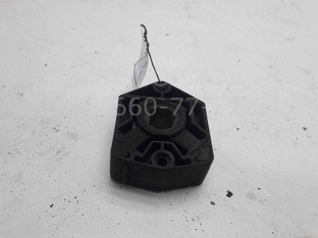 Кронштейн радиатора