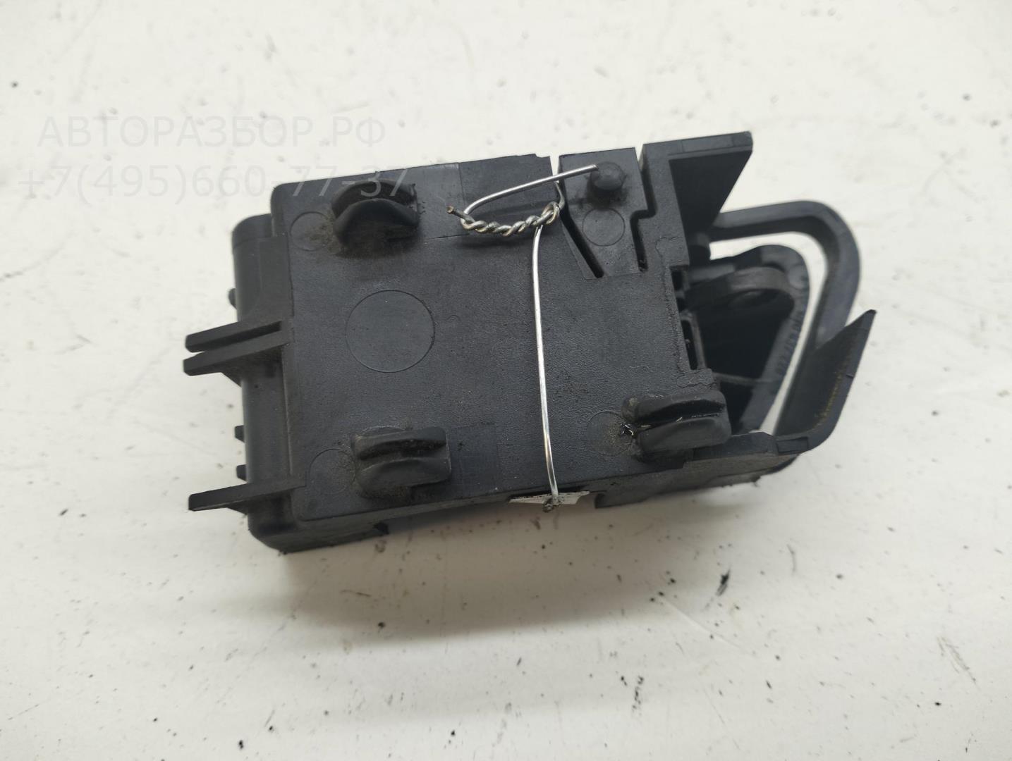 Ручка двери задней внутренняя правая