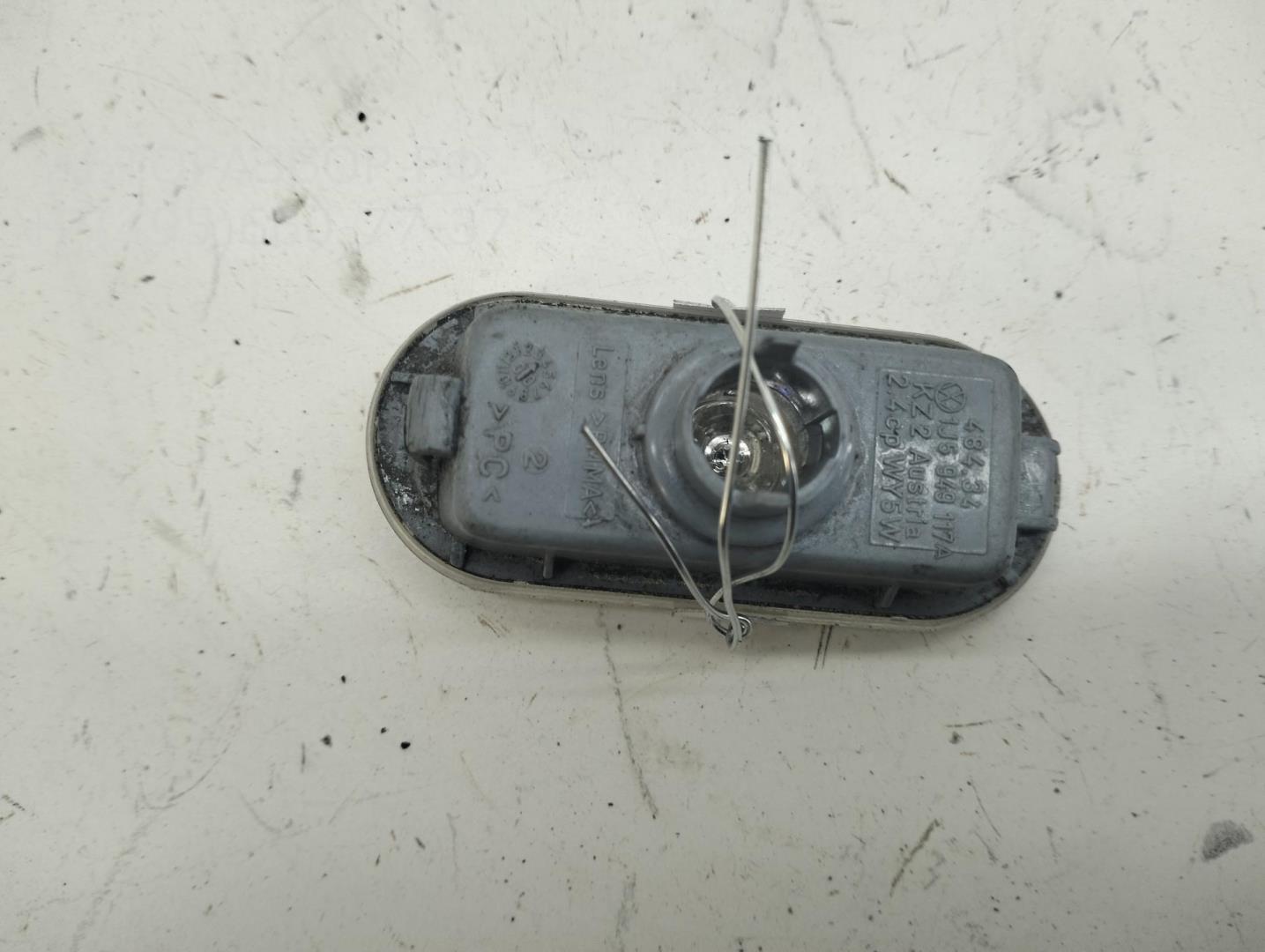 Указатель поворота правый