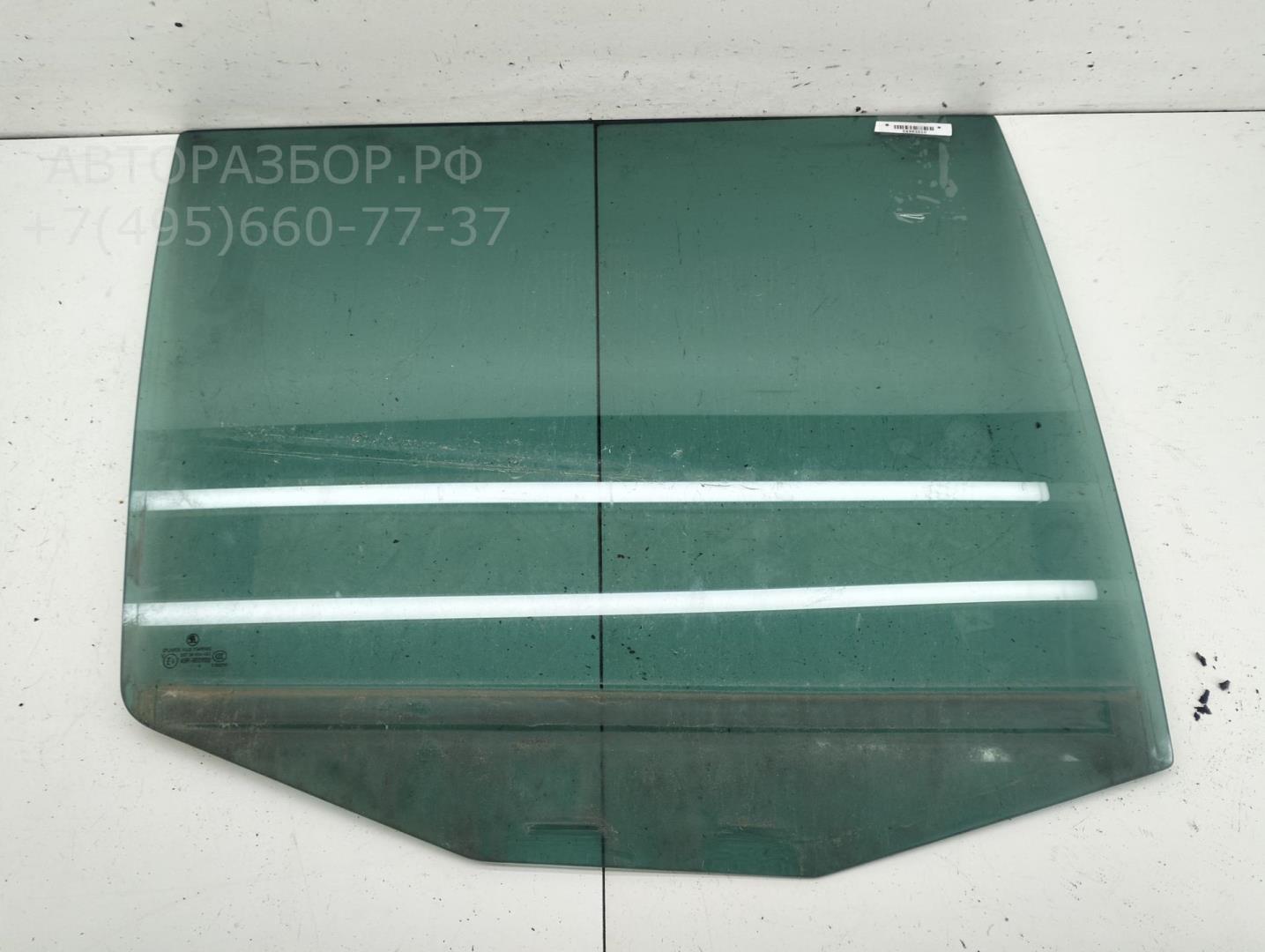 Стекло двери задней правой