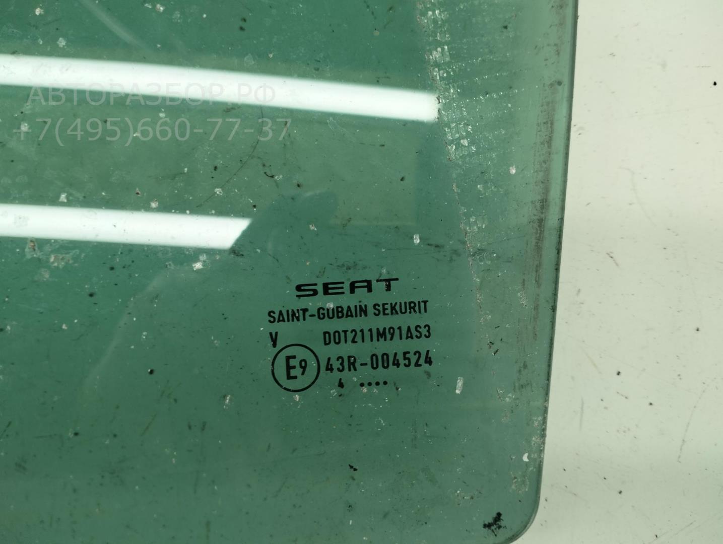 Стекло двери задней левой