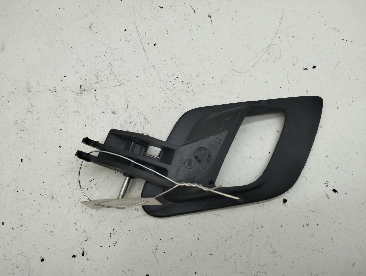 Ручка двери задней внутренняя правая