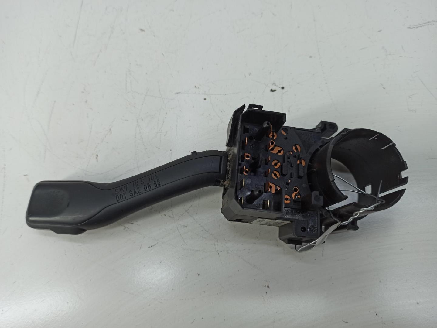 Переключатель поворотов подрулевой