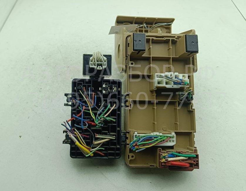 Блок предохранителей