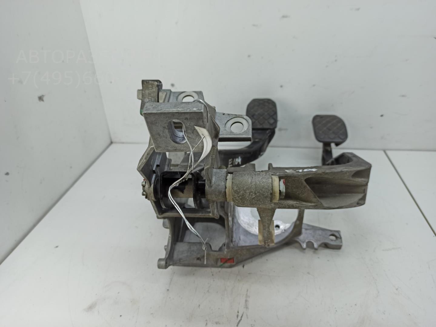 Блок педалей