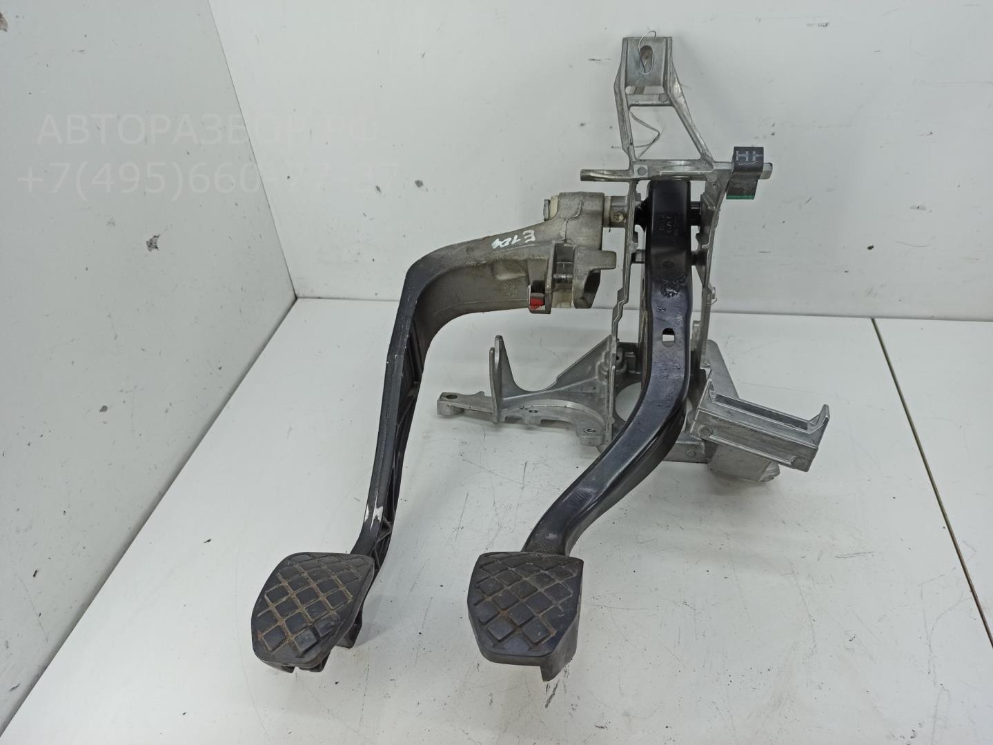 Блок педалей