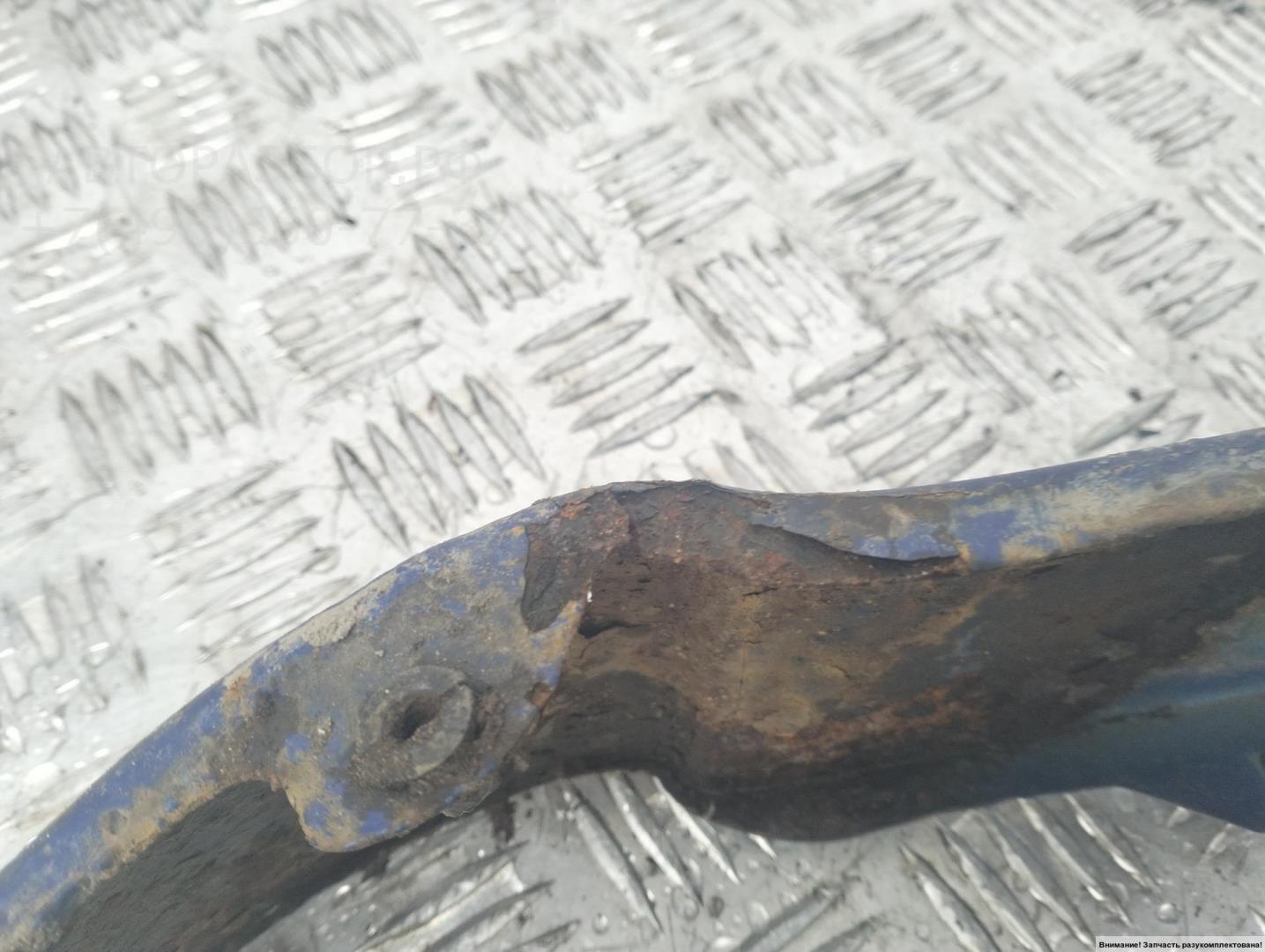 Крыло переднее правое