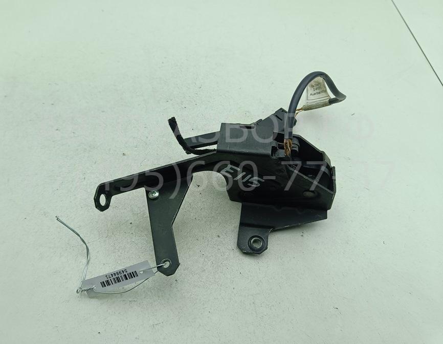 Замок багажника