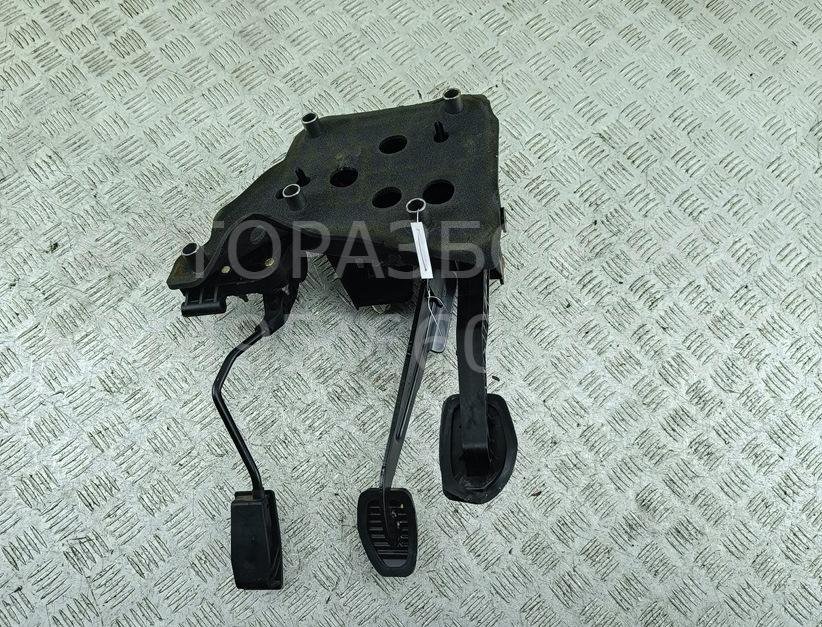 Блок педалей