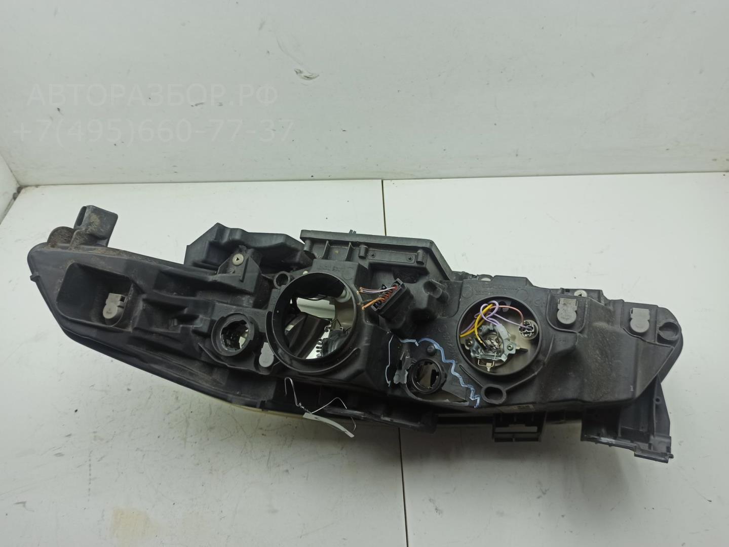 Фара правая