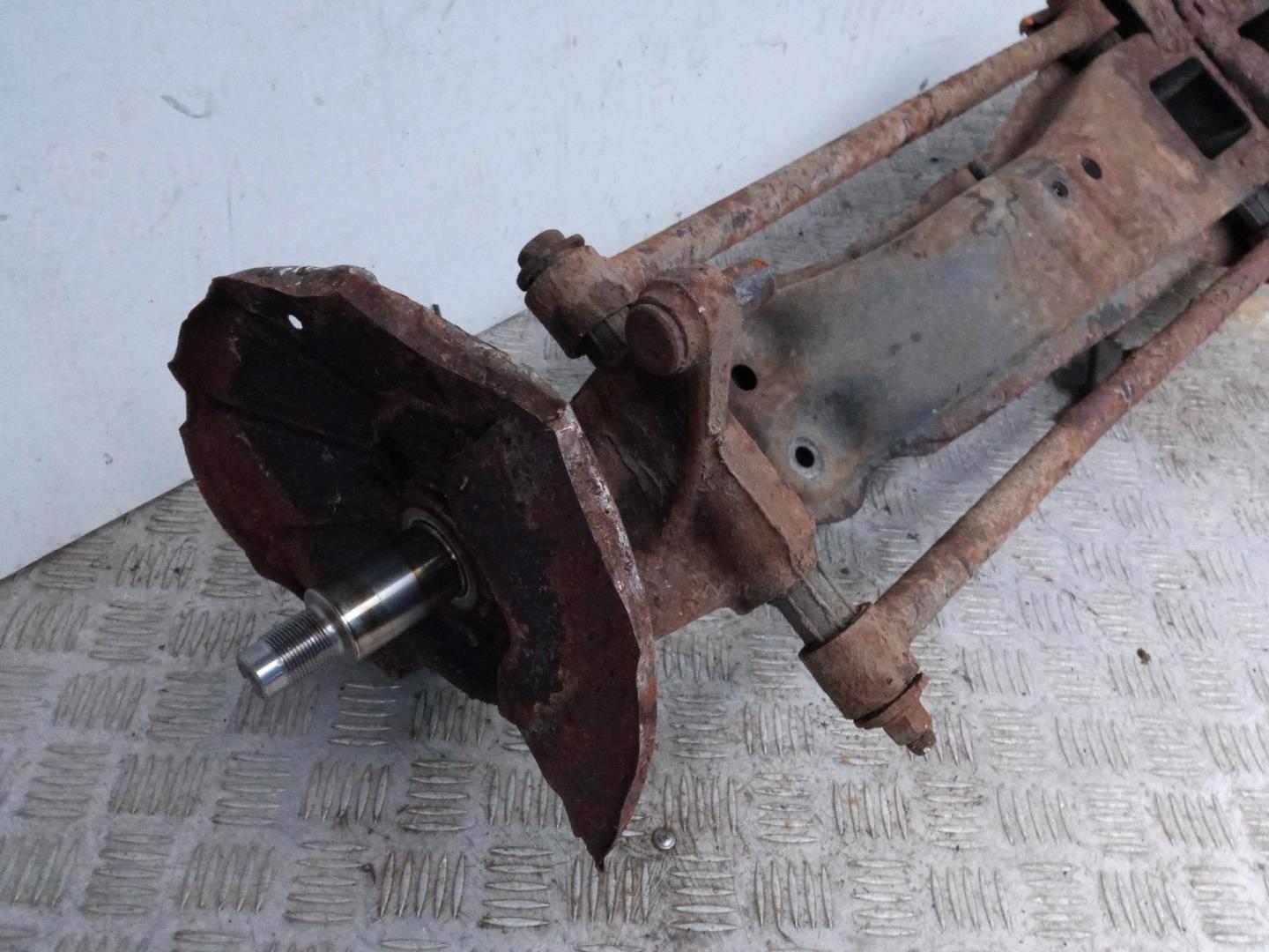 Балка задняя