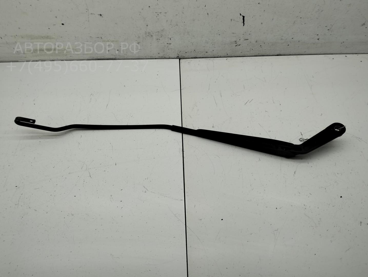 Поводок стеклоочистителя передний правый
