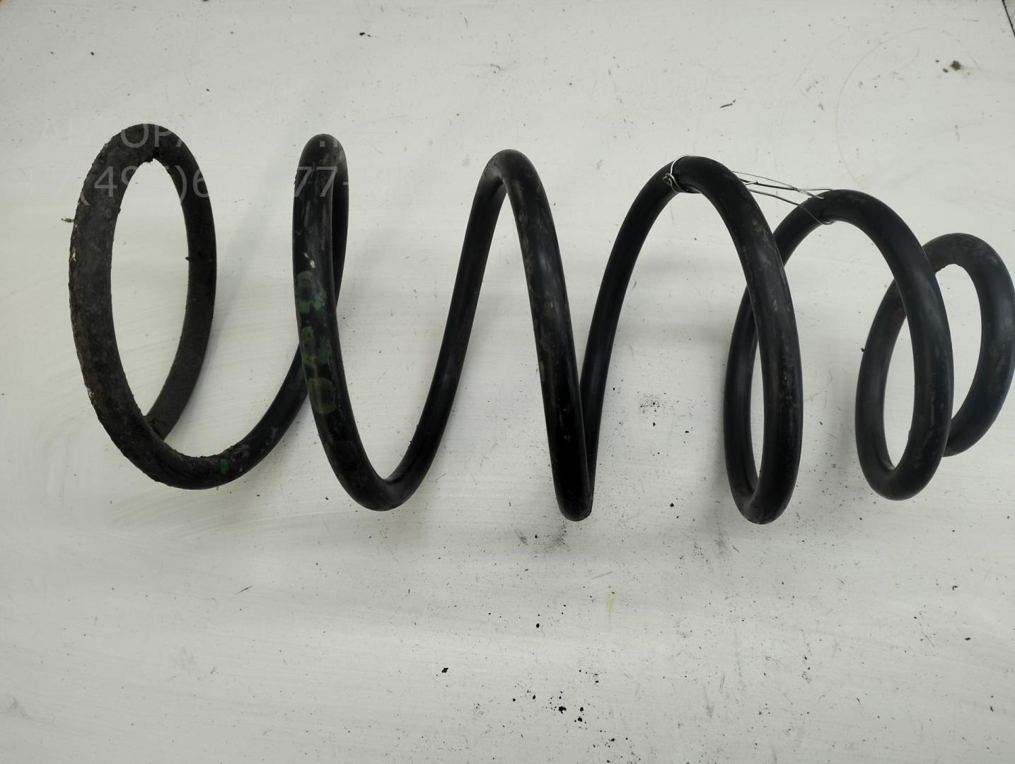 Пружина передняя