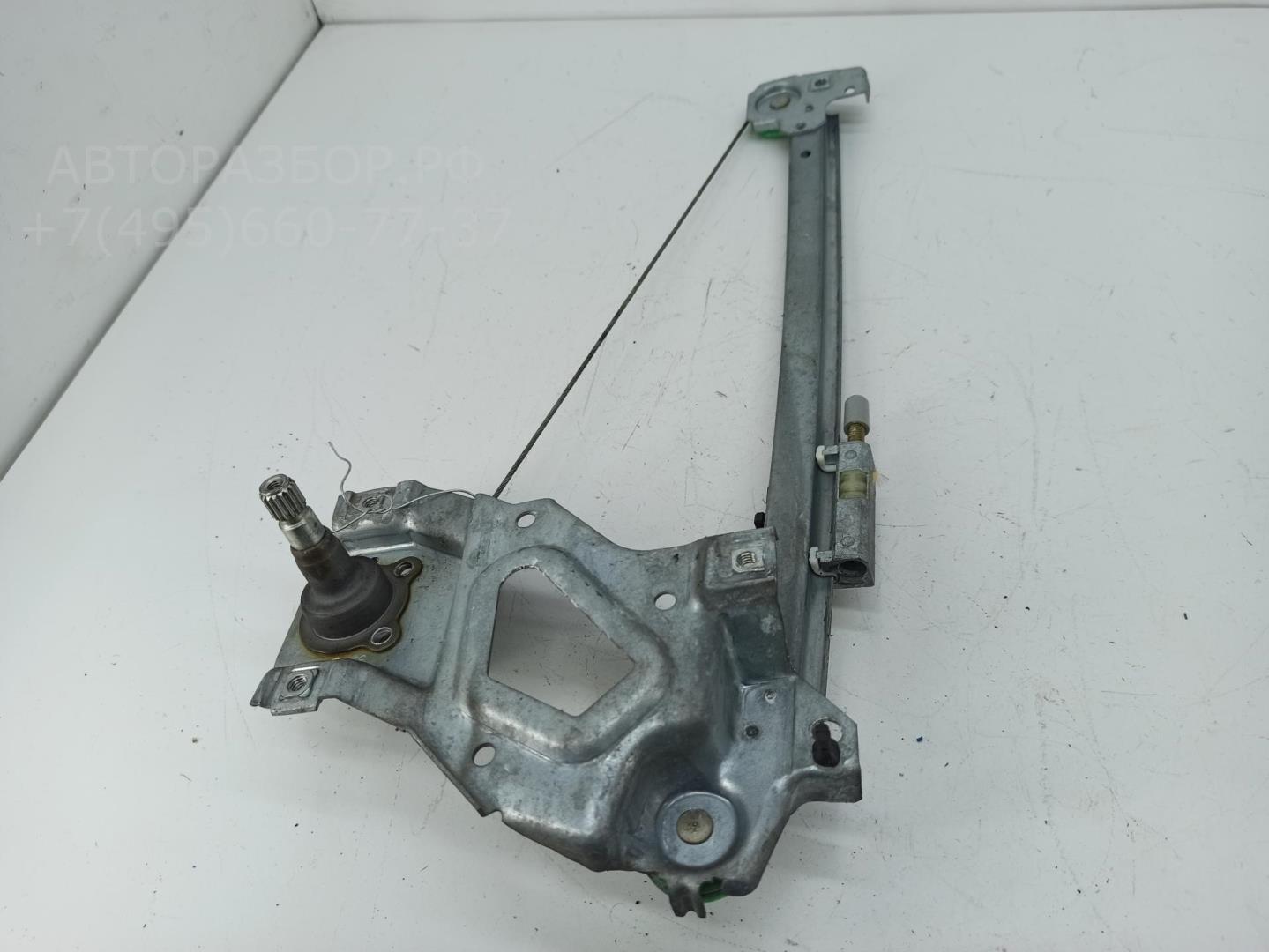 Стеклоподъемник механ. задний правый