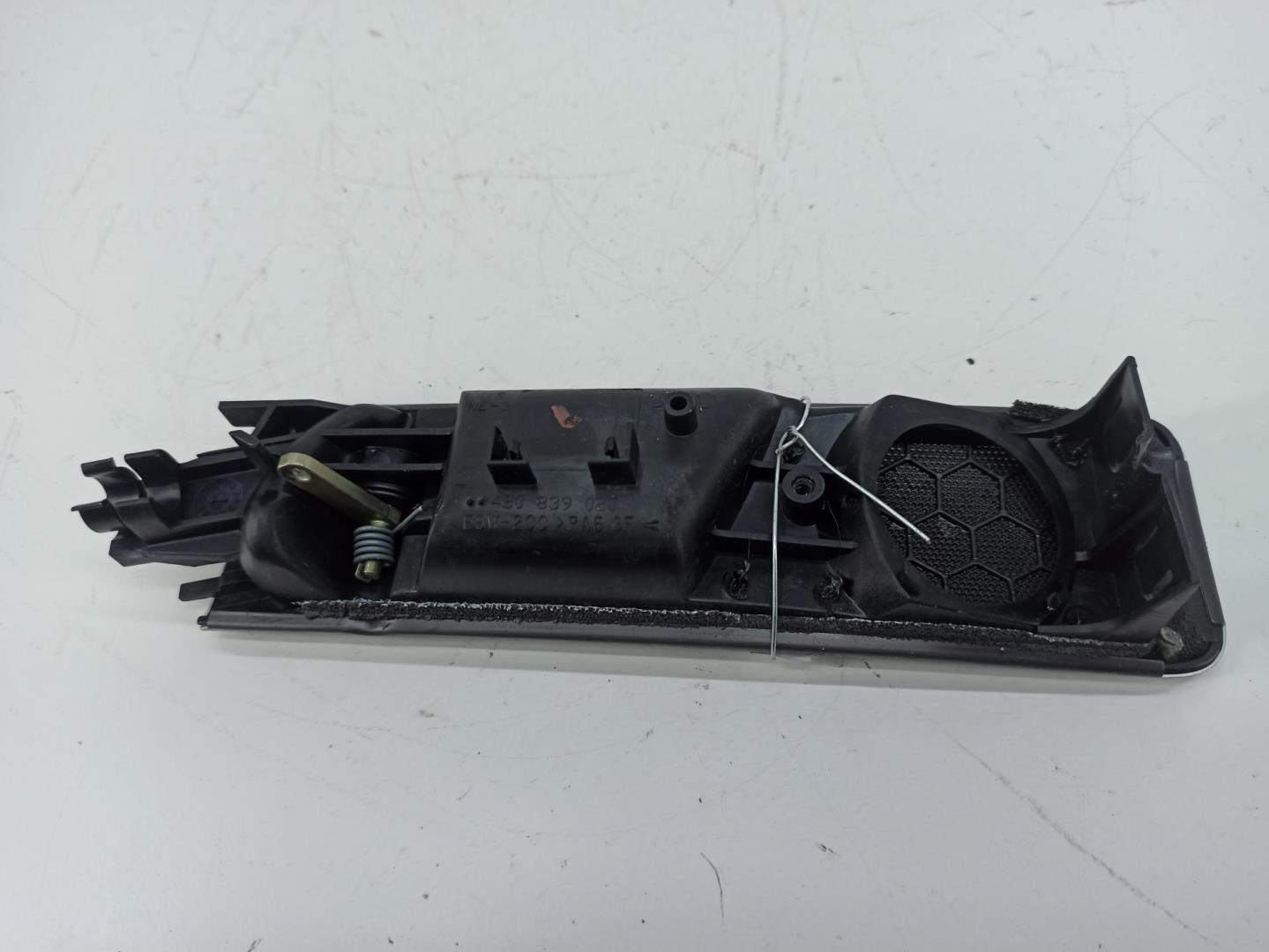 Ручка двери задней внутренняя правая