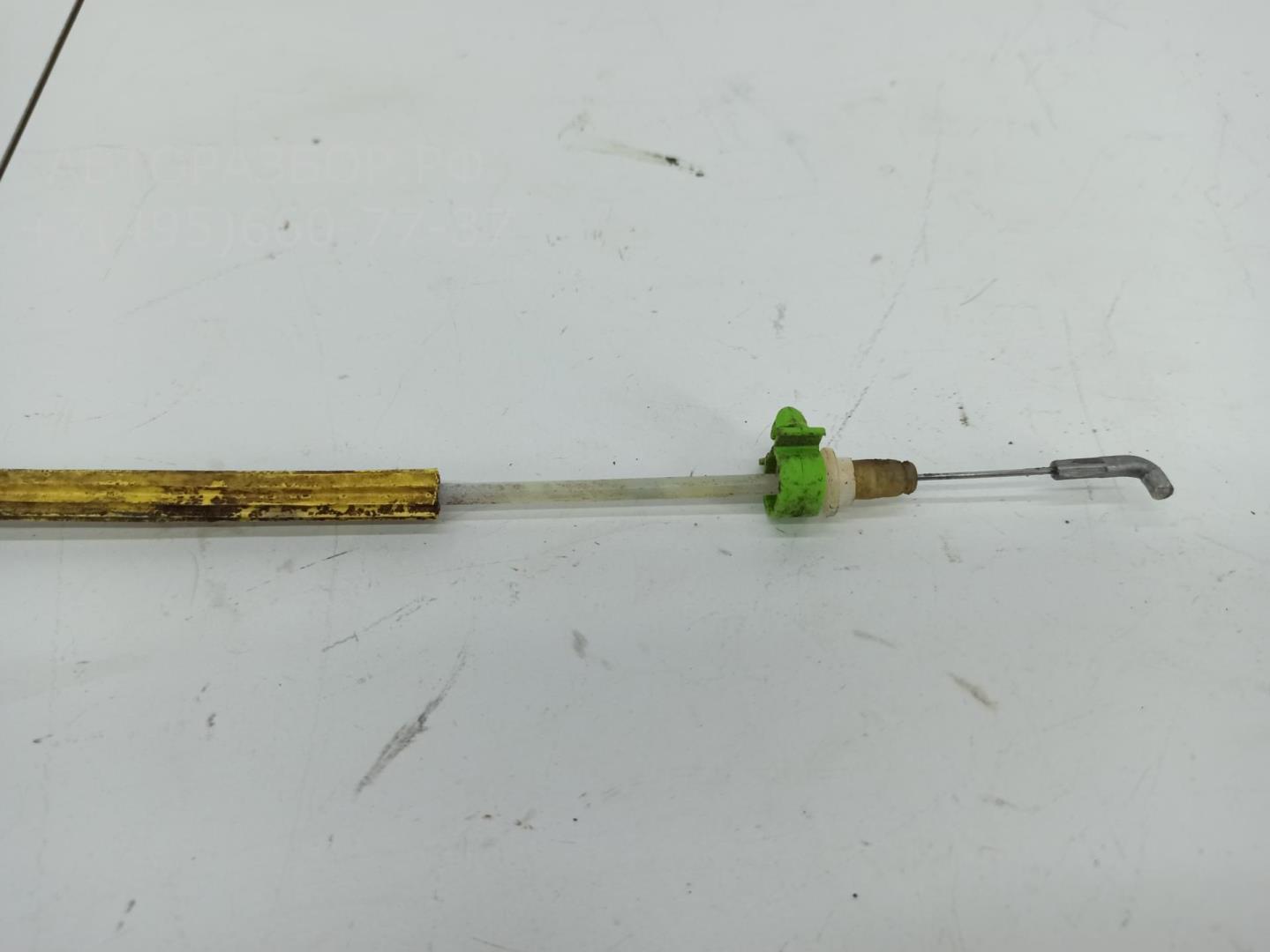 Трос открывания двери