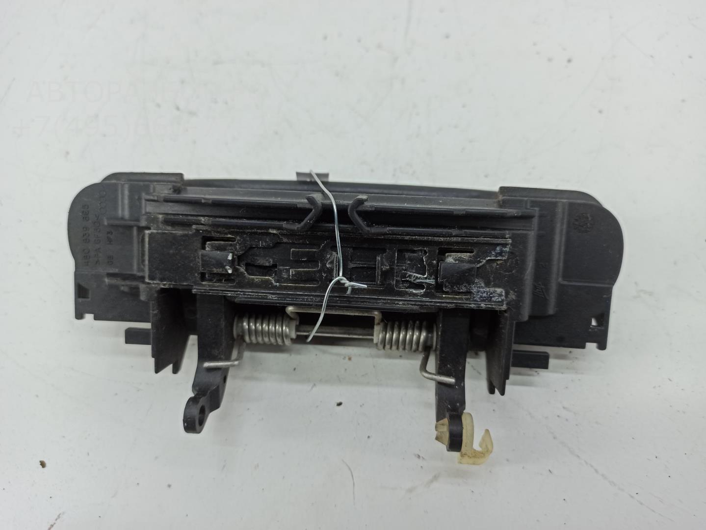 Ручка двери задней наружная левая