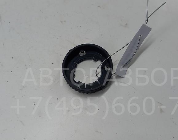 Кронштейн фар правый