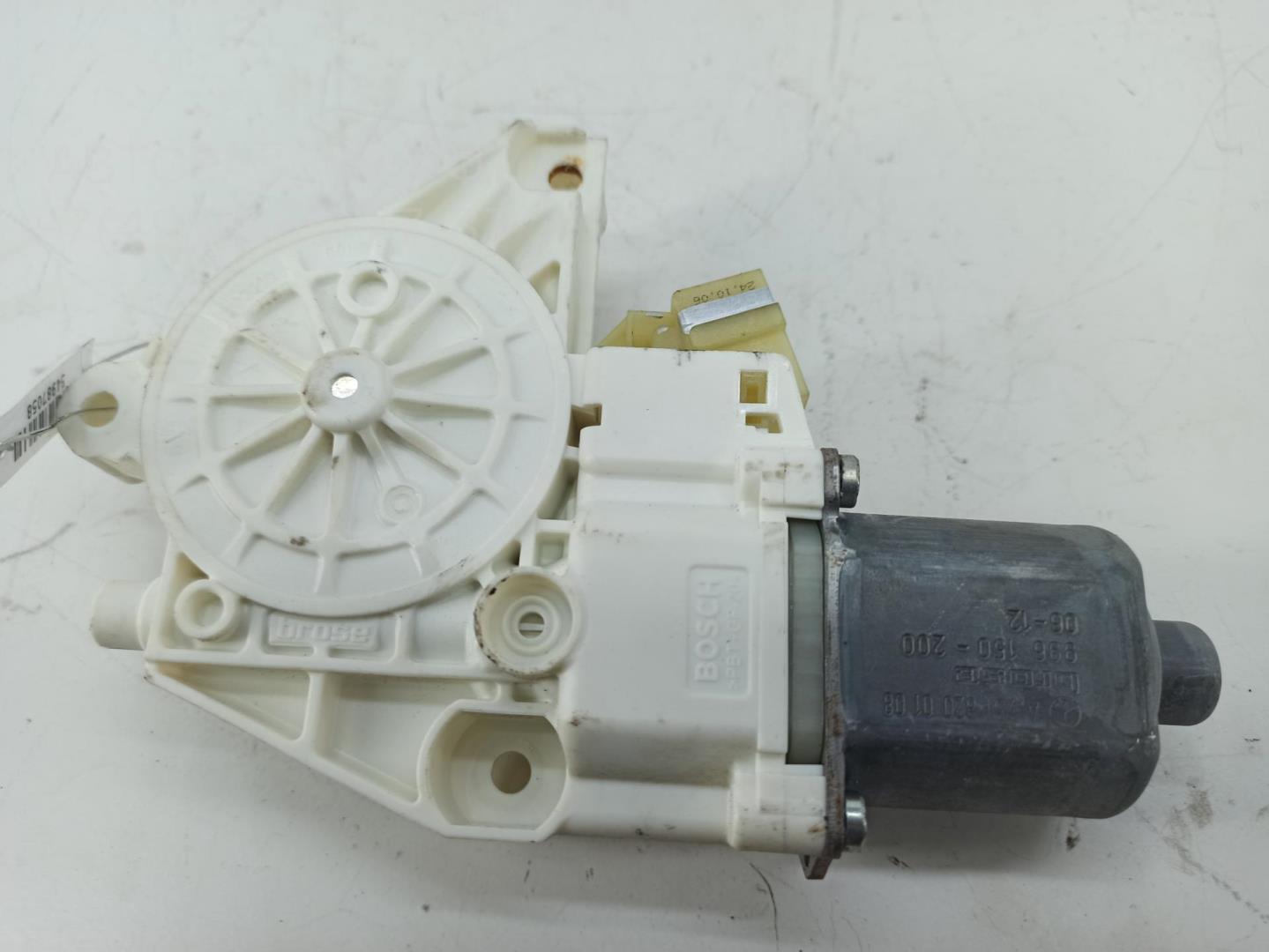 Моторчик стеклоподъемника