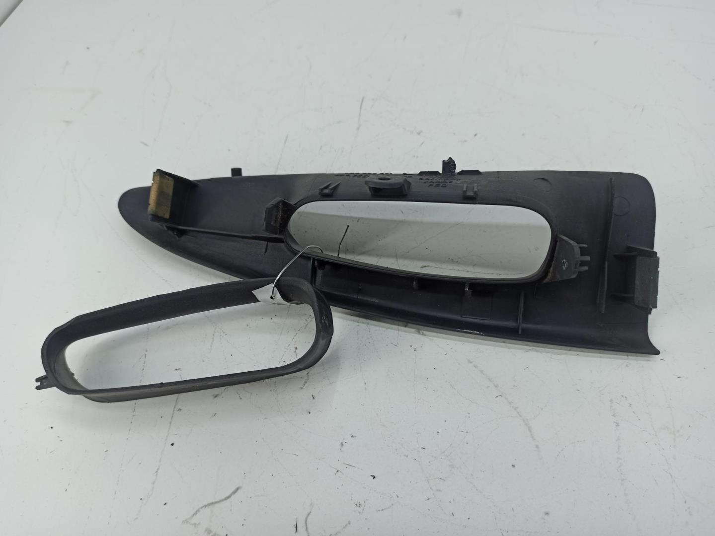 Ручка двери задней внутренняя левая