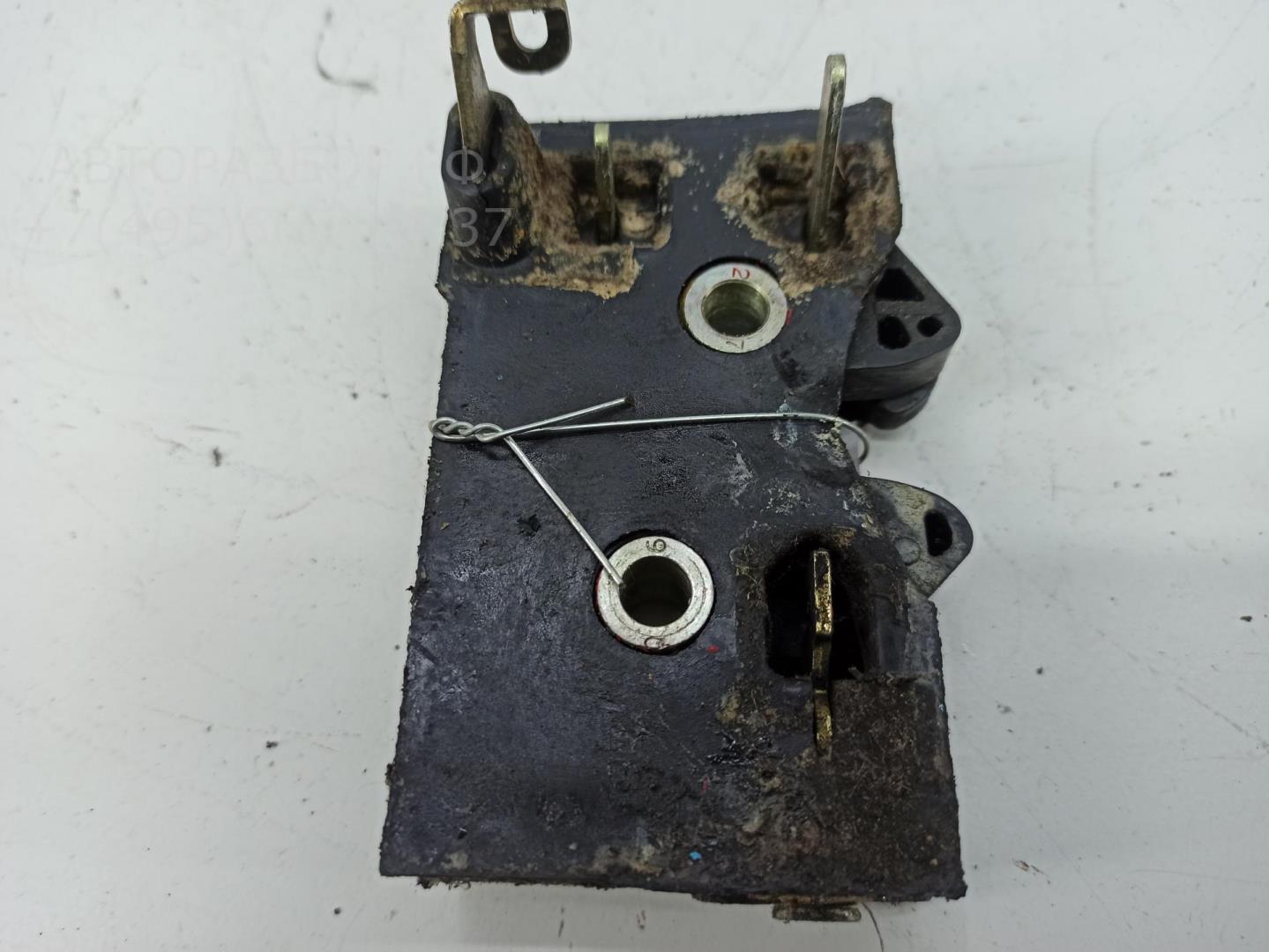 Замок двери задней правой