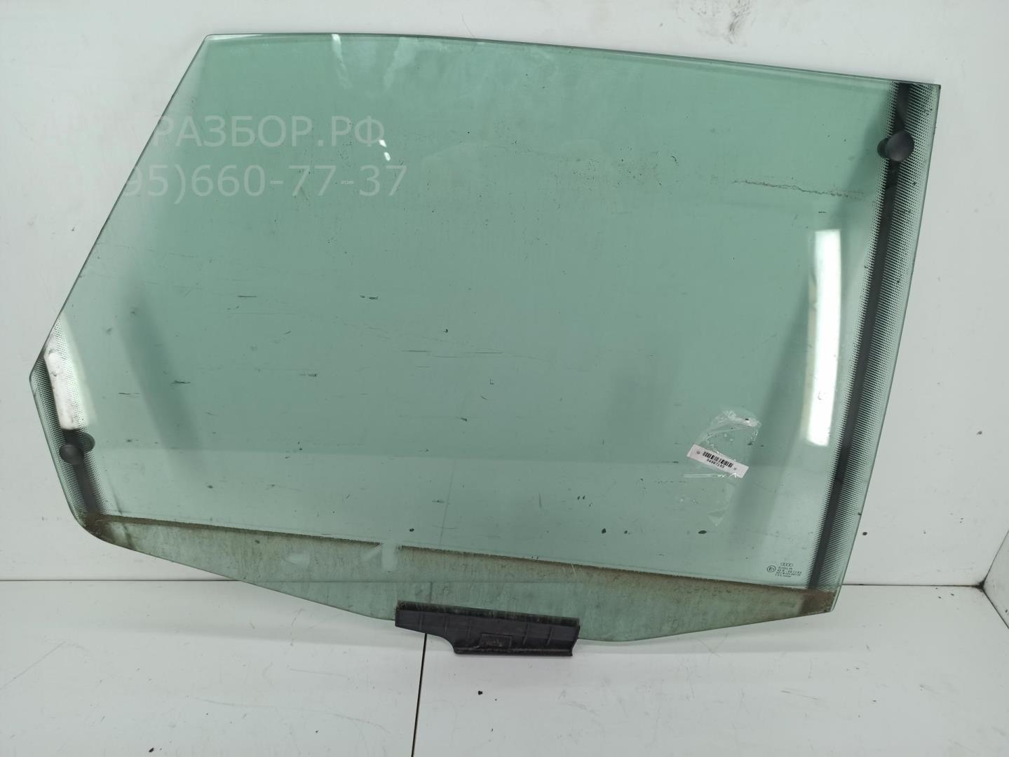 Стекло двери задней правой