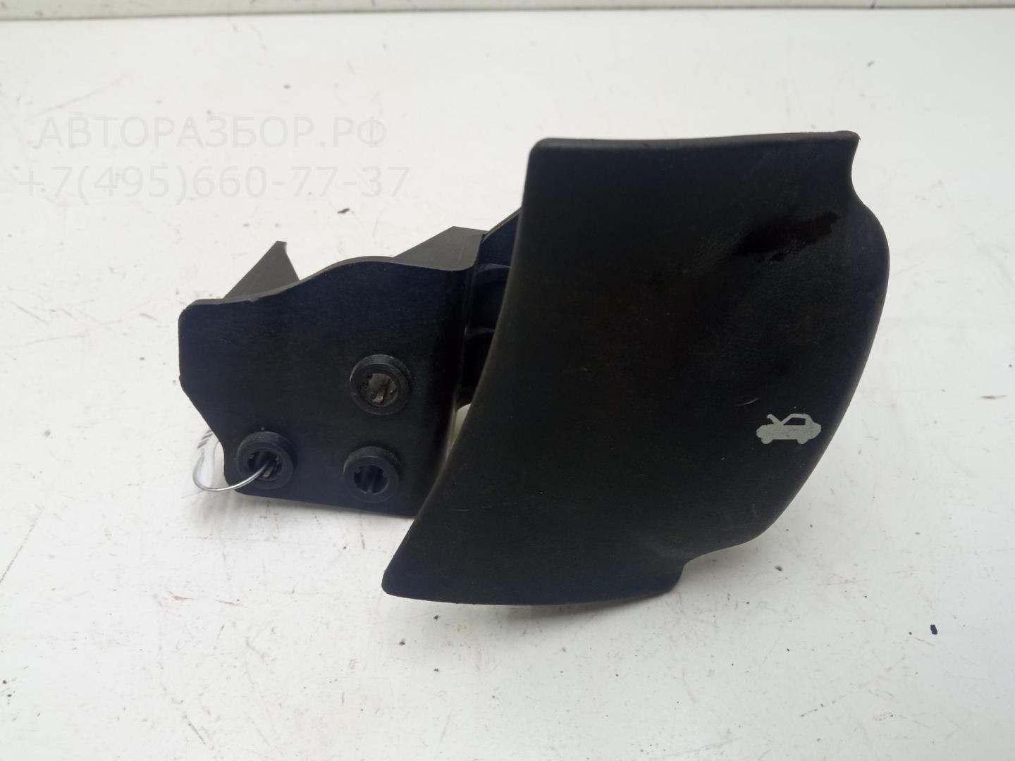 Ручка открывания капота