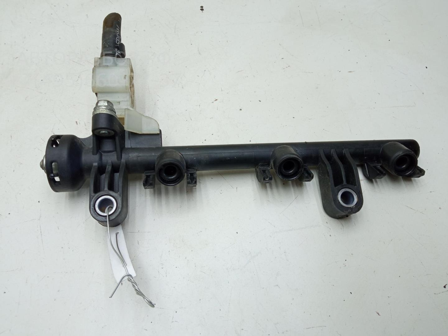 Рейка топливная (рампа)